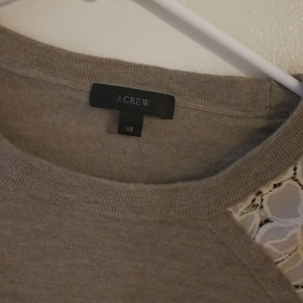 Cloth - Picture 2 of 3